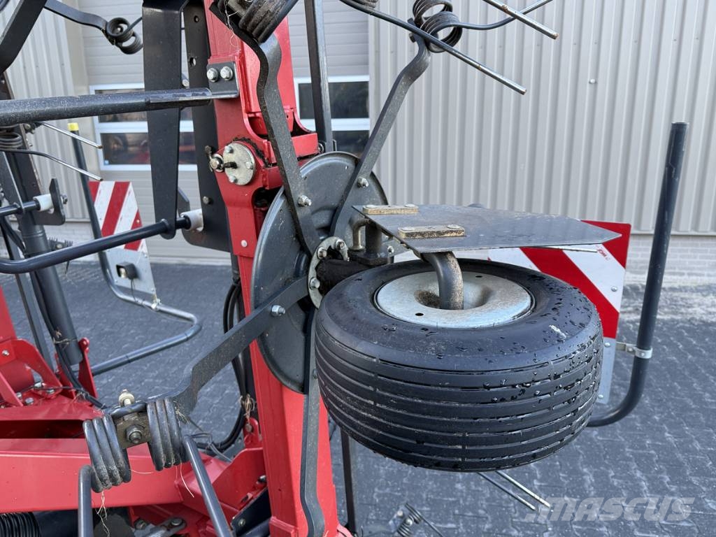 Vicon FANEX 903 Граблі і сінозворушувачі