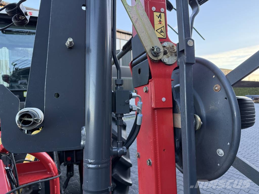 Vicon FANEX 903 Граблі і сінозворушувачі