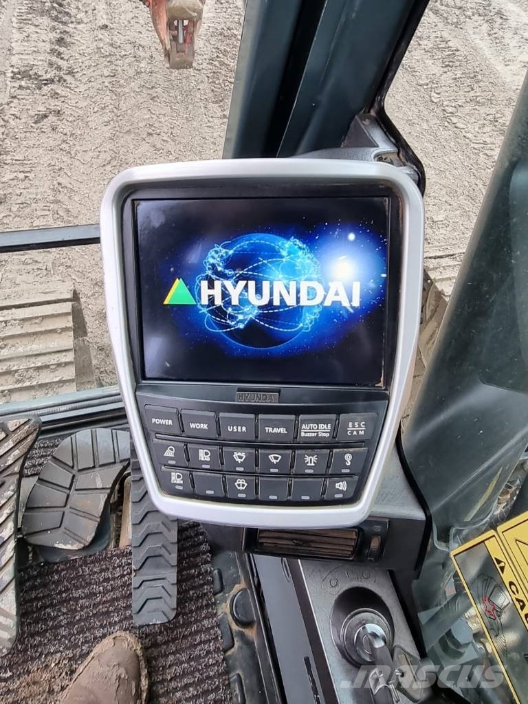 Hyundai HX 140 L Excavadoras sobre orugas