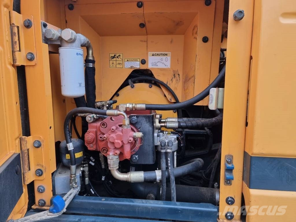 Hyundai HX 140 L Excavadoras sobre orugas
