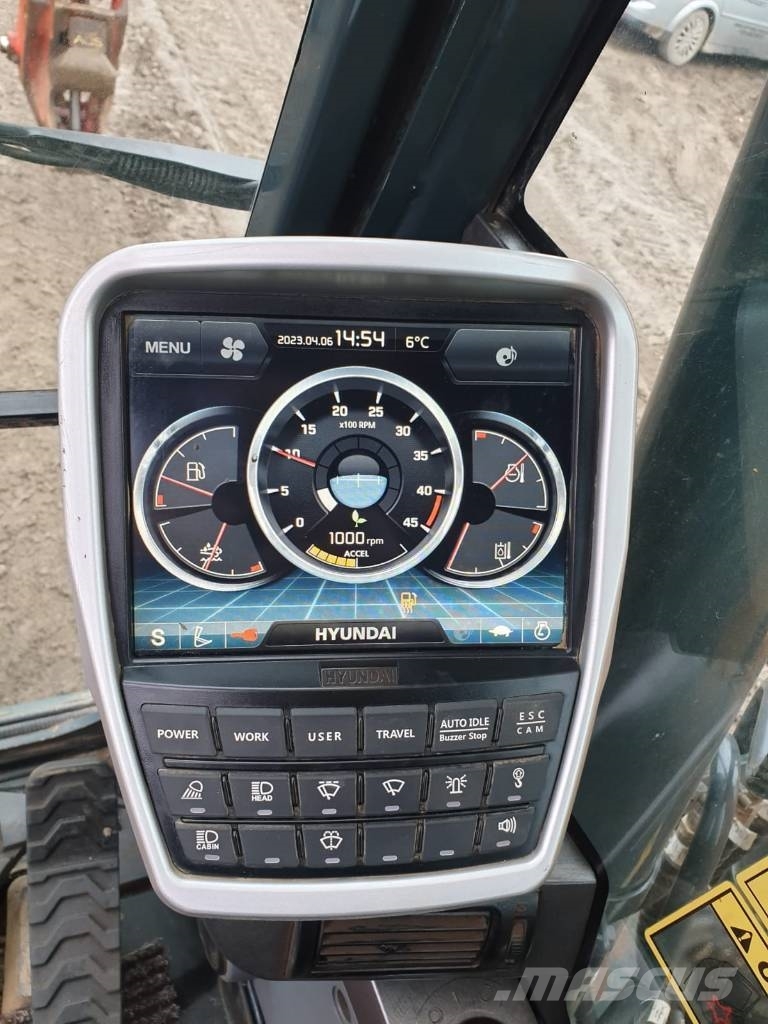Hyundai HX 140 L Excavadoras sobre orugas