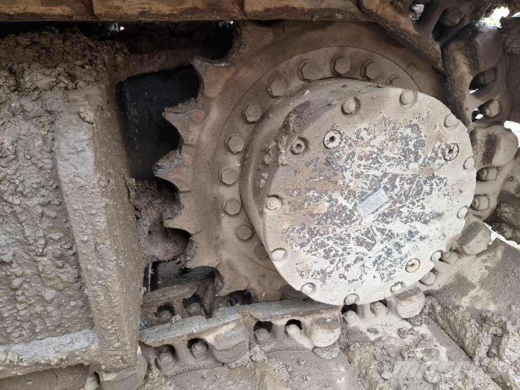 Hyundai HX 140 L Excavadoras sobre orugas