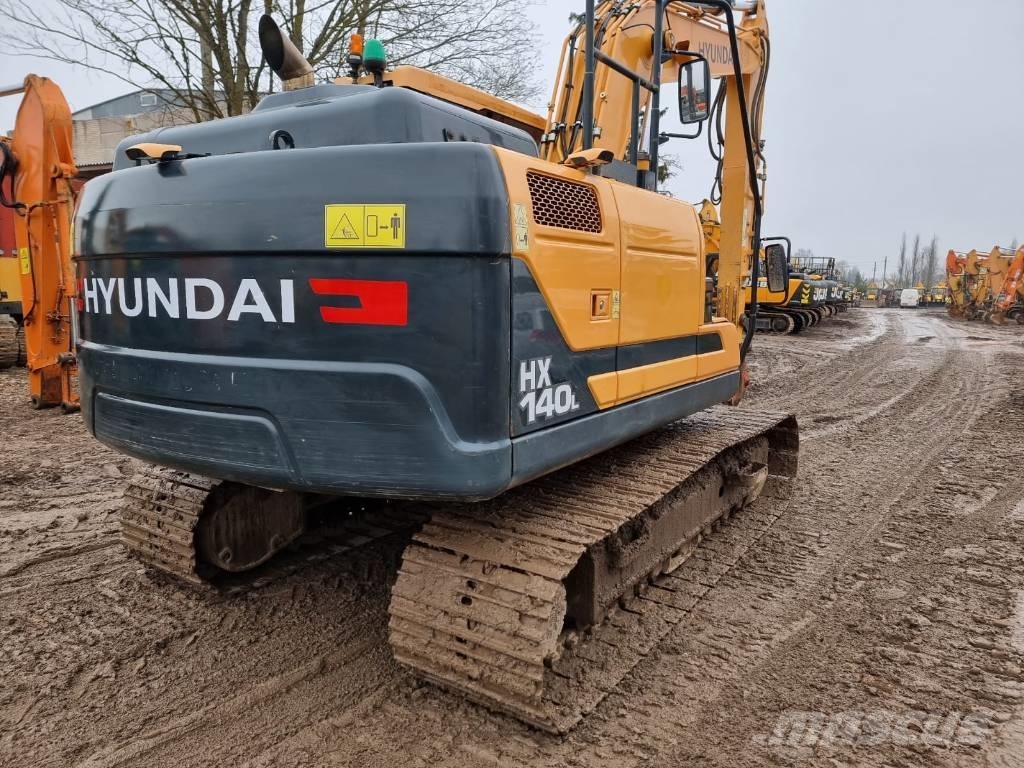 Hyundai HX 140 L Excavadoras sobre orugas