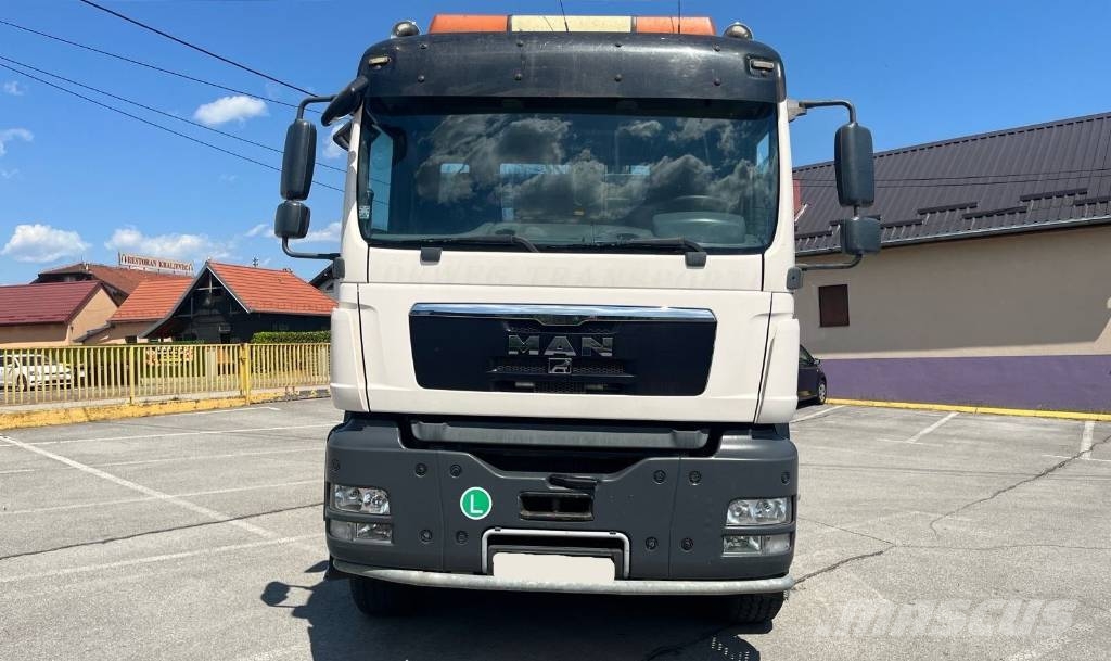 MAN TGA 33.430 6X4 TIPPER - CRANE HIAB 166-5 - REMOTE Kipper
