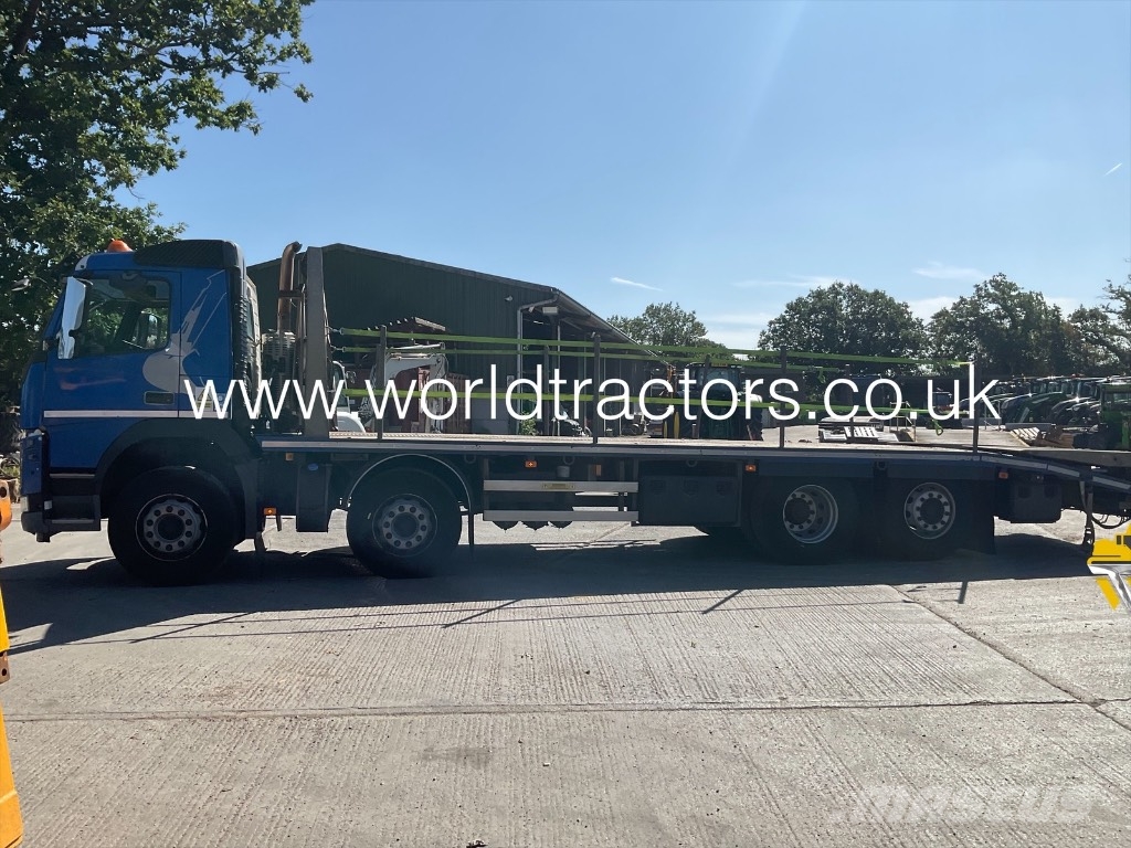 Volvo FM 82 FR شاحنات مسطحة / أوناش