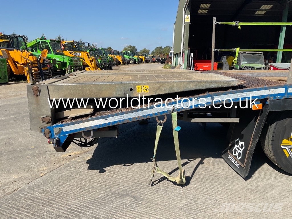 Volvo FM 82 FR شاحنات مسطحة / أوناش