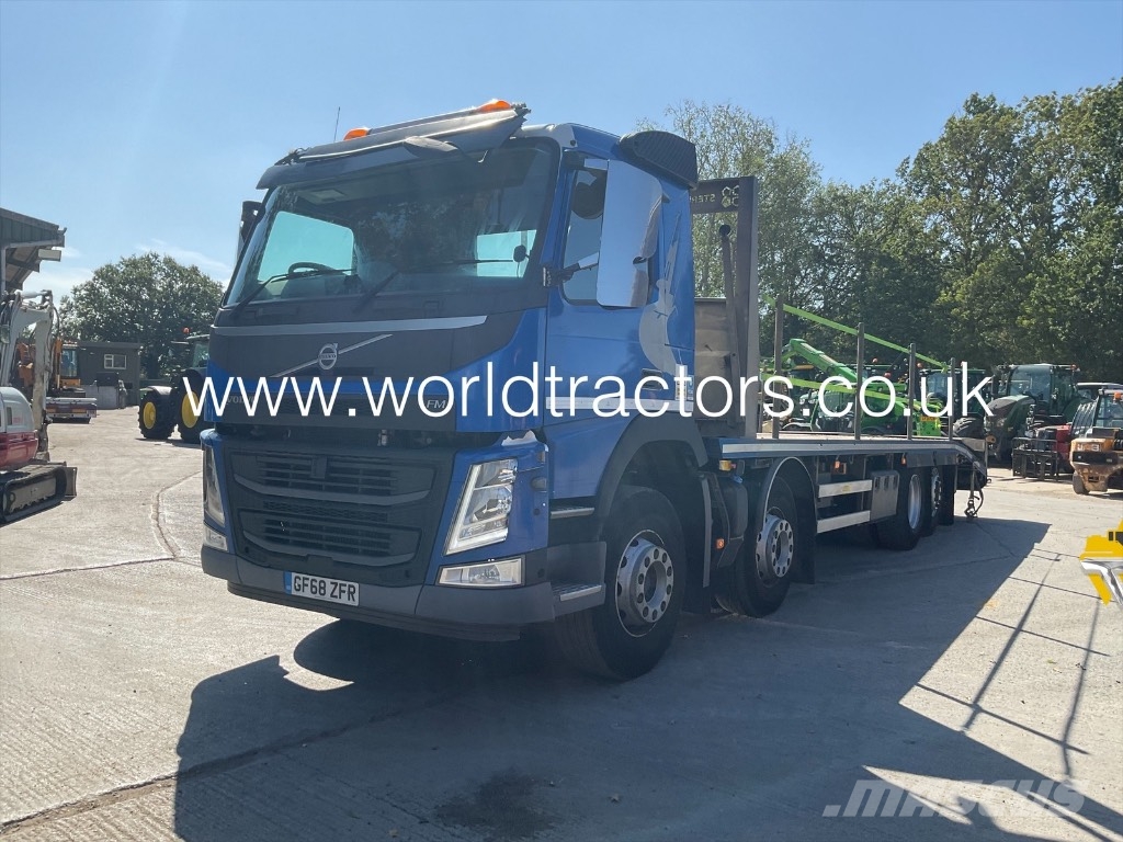 Volvo FM 82 FR شاحنات مسطحة / أوناش