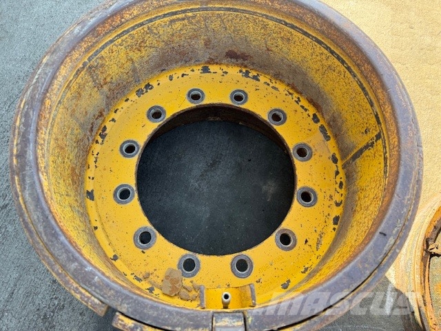 Terex TA 25 USED RIMS 23,5R25 Ελαστικά και ζάντες