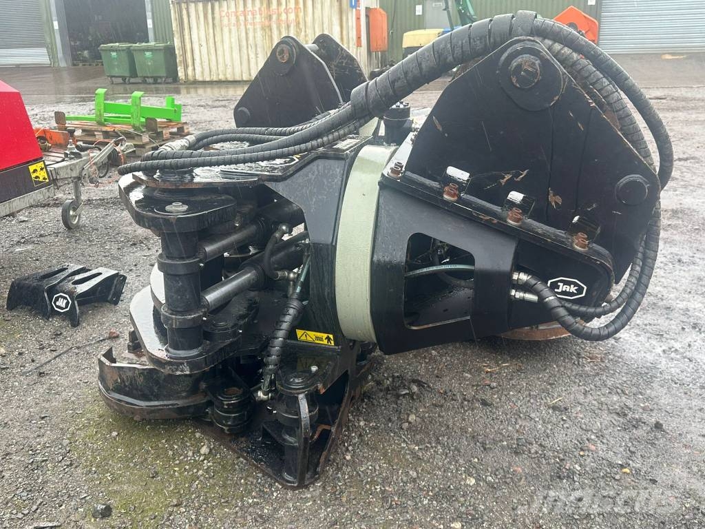 JAK 350 Guillotine Tree Shear with Rotator Grapples