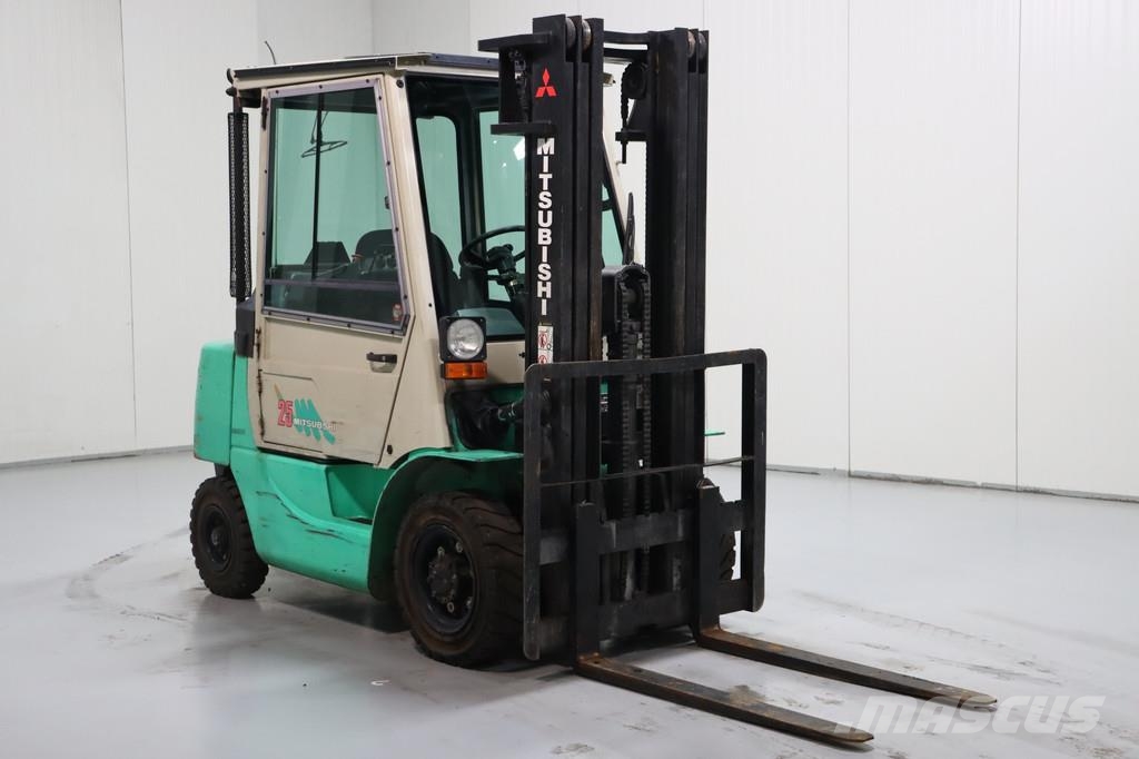 Mitsubishi FD25 Dieselstapler