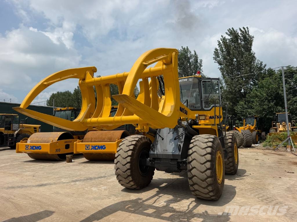 Komatsu WA320 Utovarivači na kotačima