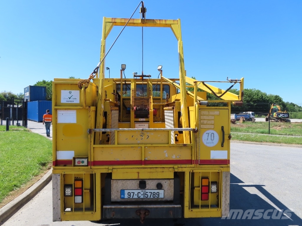Unimog U 140 其他货车