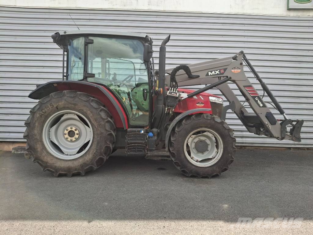 Massey Ferguson 4708 ESSENTIAL Traktory