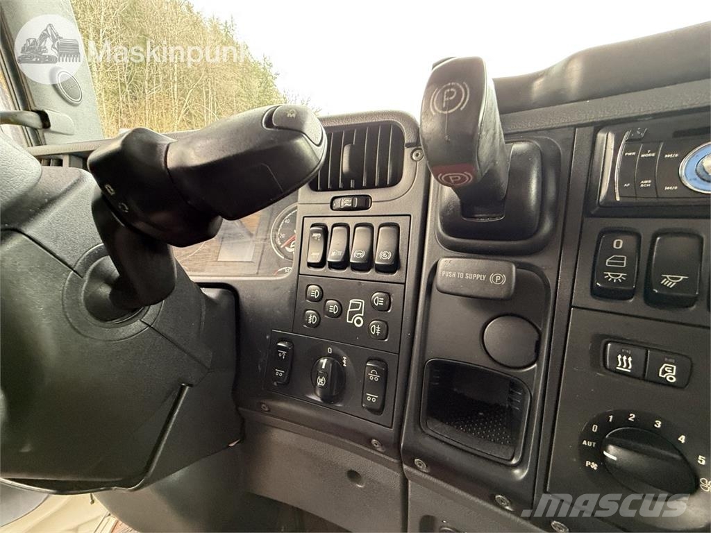 Scania G440LA6X2MNA وحدات الجر