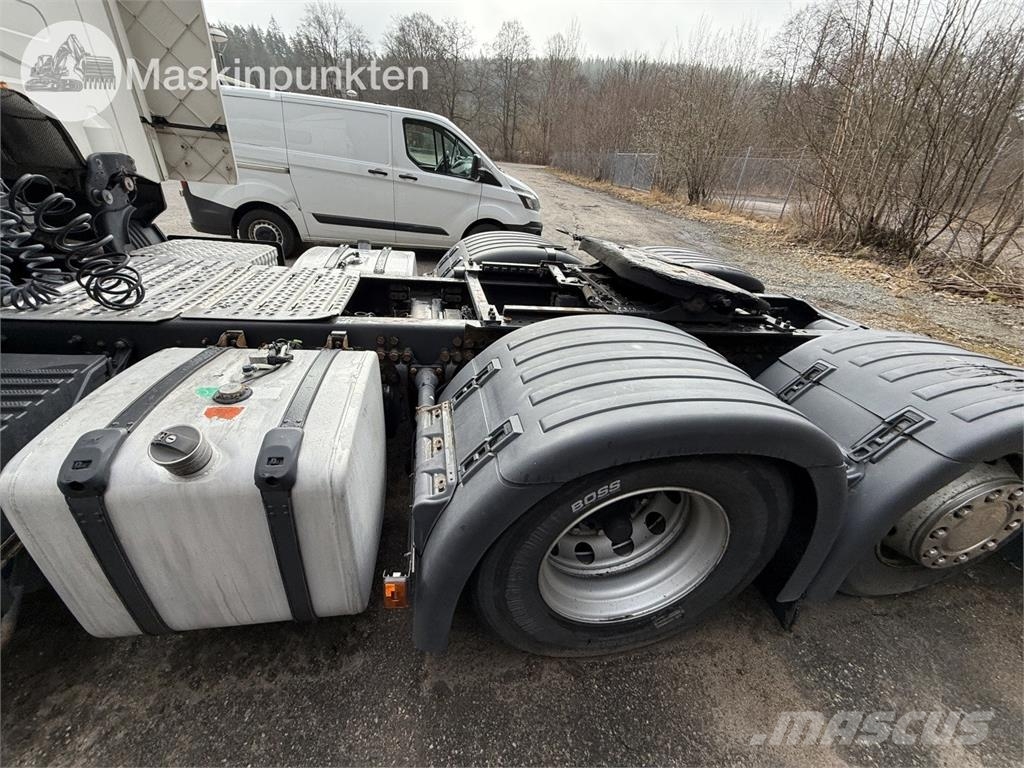 Scania G440LA6X2MNA وحدات الجر