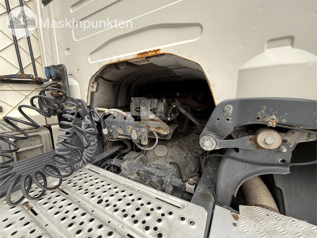 Scania G440LA6X2MNA وحدات الجر