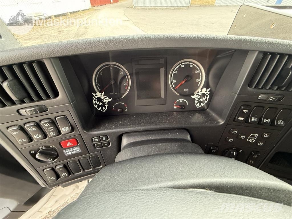 Scania G440LA6X2MNA وحدات الجر