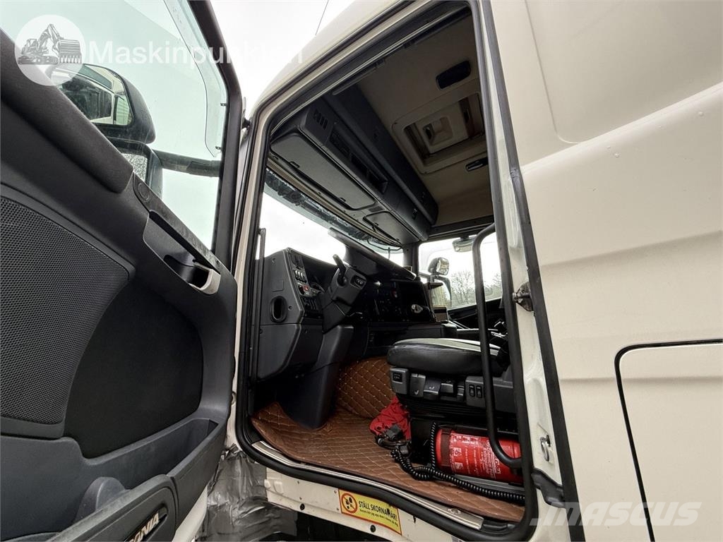 Scania G440LA6X2MNA وحدات الجر