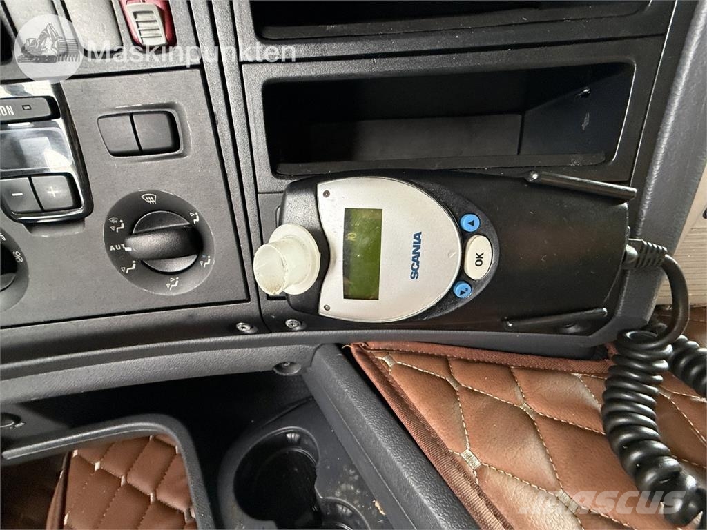 Scania G440LA6X2MNA وحدات الجر