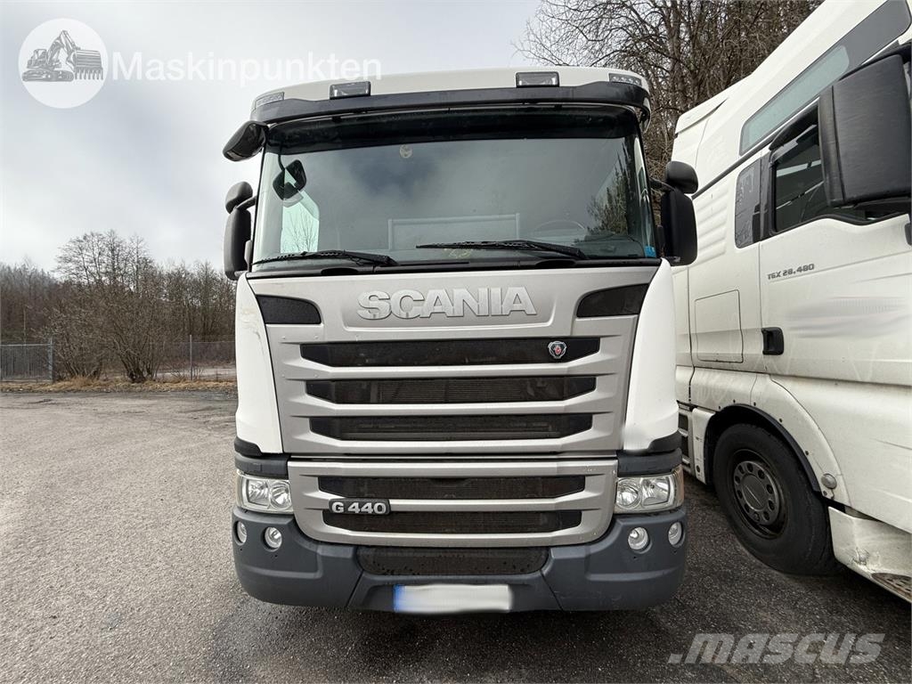 Scania G440LA6X2MNA وحدات الجر