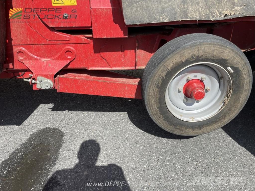 Grimme EVO 280 Sipulinnostokoneet