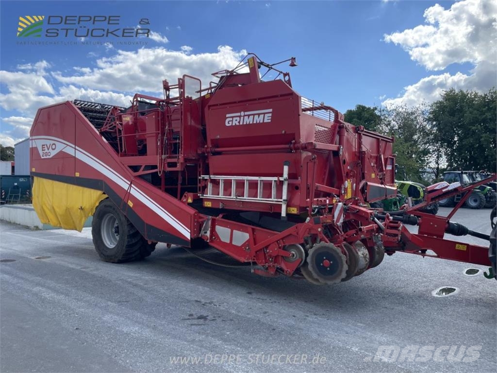 Grimme EVO 280 Sipulinnostokoneet