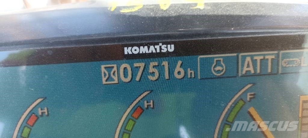 Komatsu PC 210 NLC-8 Εκσκαφείς με ερπύστριες