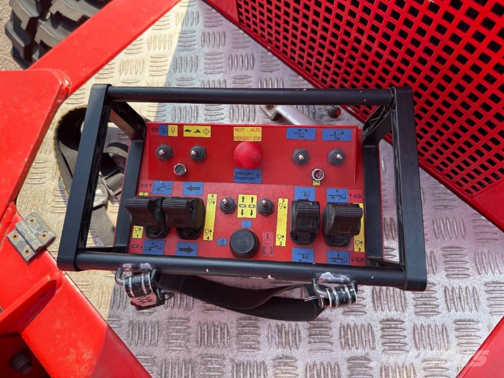 Teupen Leo 36T Spinhoogwerker telescoop 36m Teleskop bomliftar