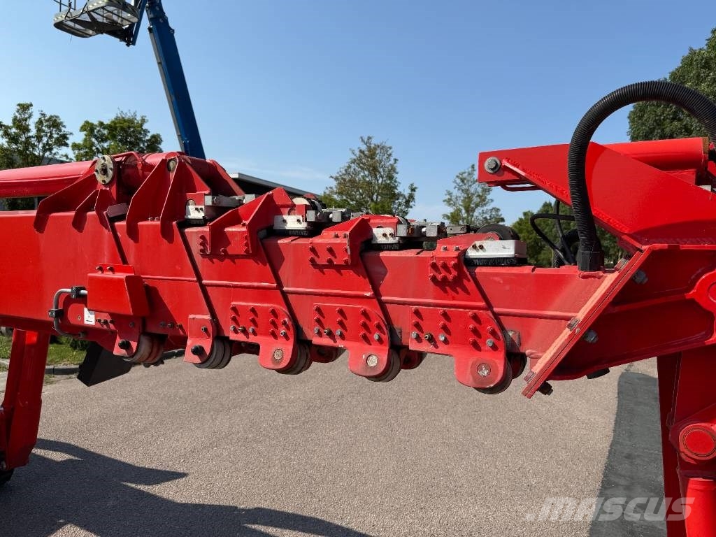 Teupen Leo 36T Spinhoogwerker telescoop 36m Teleskop bomliftar