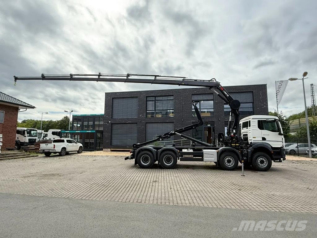 MAN TGS 41.440 MAN TGS 41.440 8x4 Abrollkipper + Kran Hook lift trucks