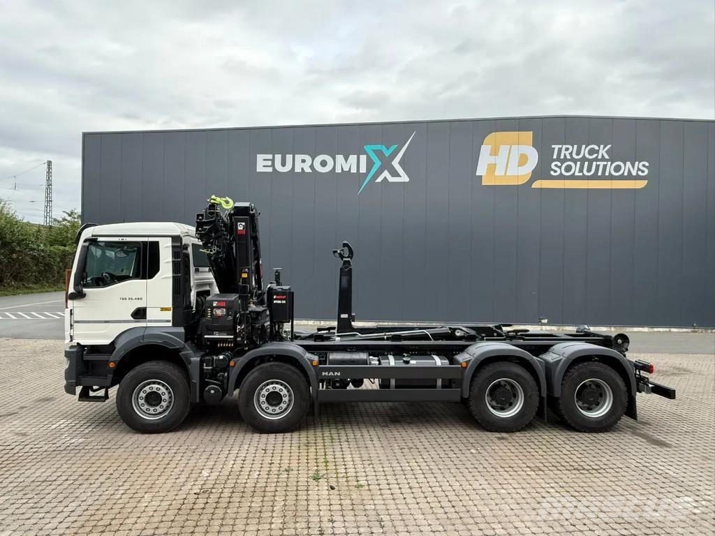 MAN TGS 41.440 MAN TGS 41.440 8x4 Abrollkipper + Kran Hook lift trucks