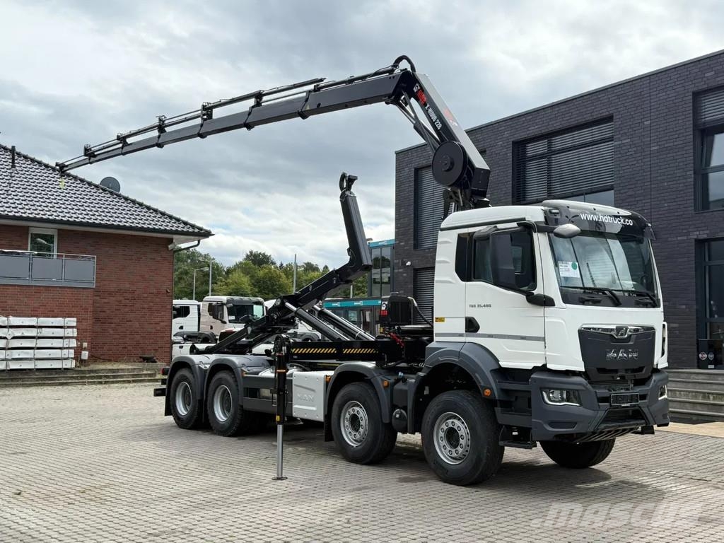 MAN TGS 41.440 MAN TGS 41.440 8x4 Abrollkipper + Kran Hook lift trucks