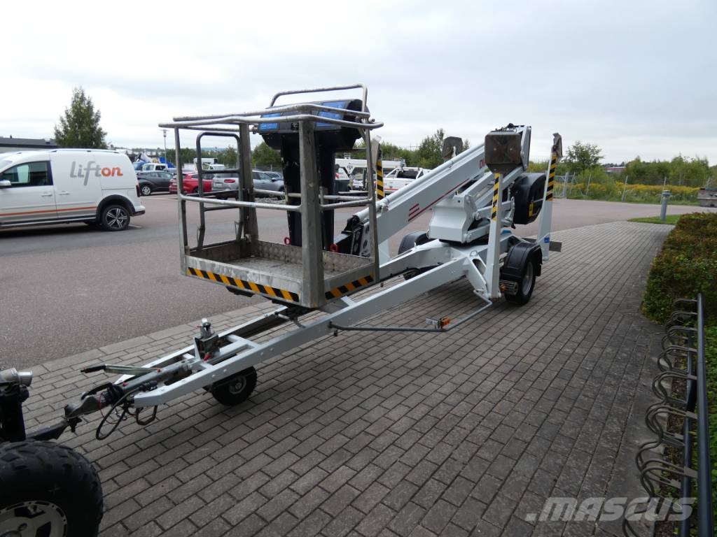 Dino 180 XT Platforme aeriene montate pe remorca