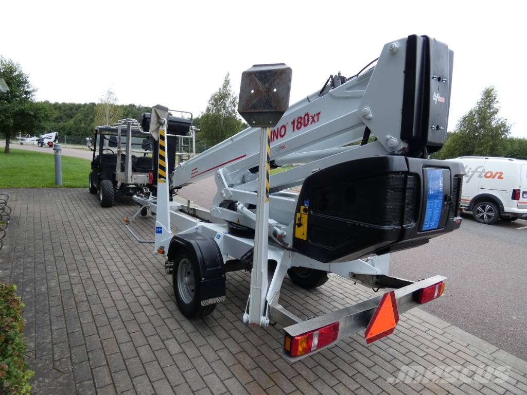 Dino 180 XT Platforme aeriene montate pe remorca