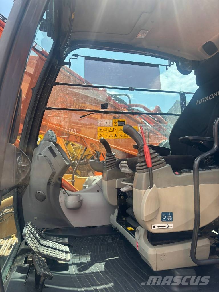 Hitachi ZX 350 LC-5 حفارات زحافة