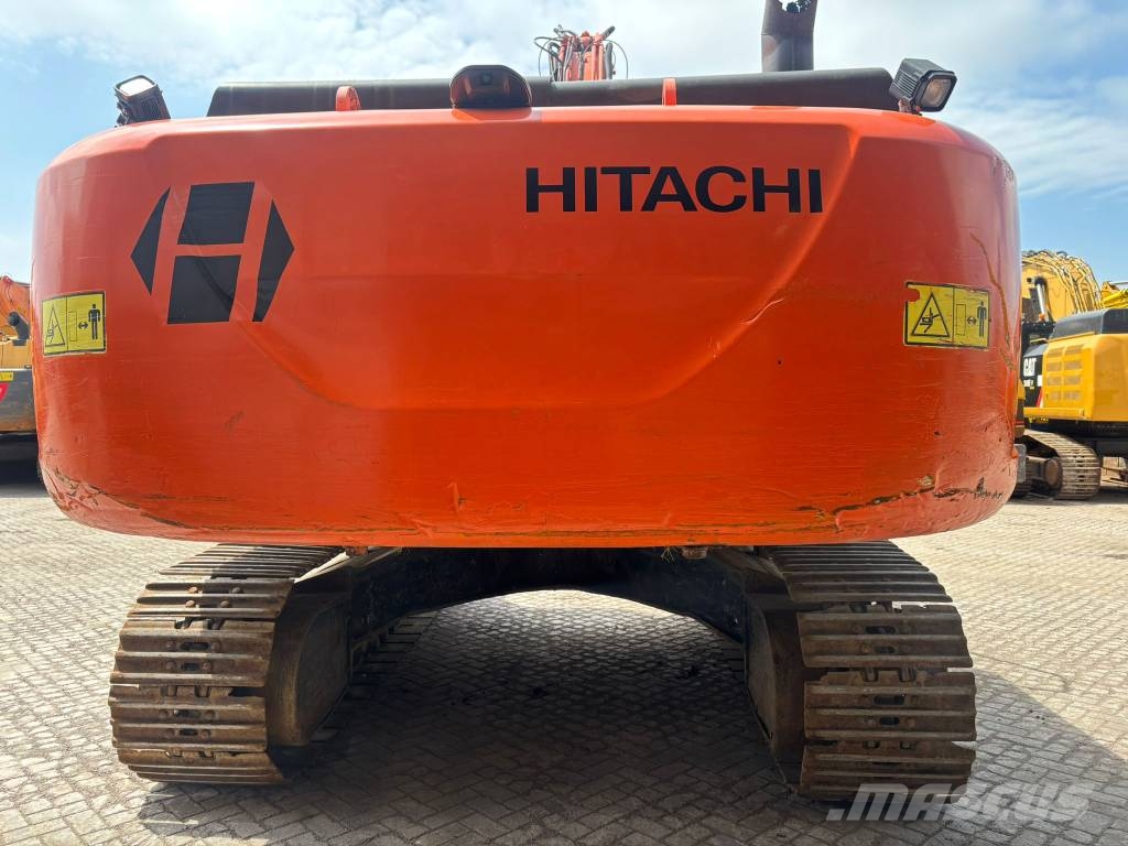 Hitachi ZX 350 LC-5 حفارات زحافة