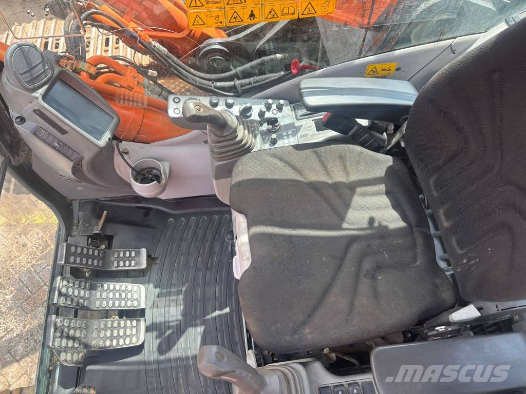 Hitachi ZX 350 LC-5 حفارات زحافة