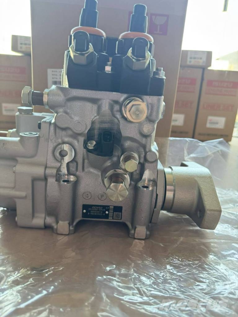 Isuzu 6UZ1 Fuel Pump محركات