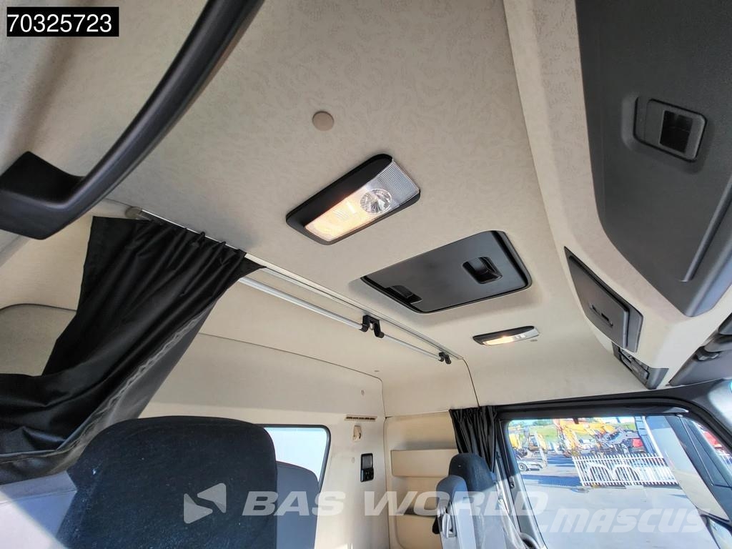 Mercedes-Benz Actros 1846 Actros 4X2 ClassicSpace Retarder Hydra 中古トラクターヘッド | トレーラーヘッド