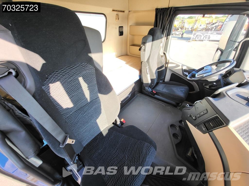 Mercedes-Benz Actros 1846 Actros 4X2 ClassicSpace Retarder Hydra 中古トラクターヘッド | トレーラーヘッド