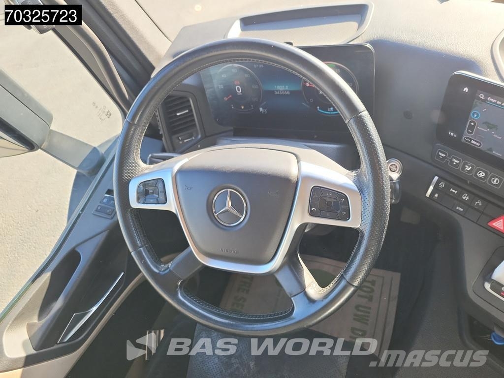 Mercedes-Benz Actros 1846 Actros 4X2 ClassicSpace Retarder Hydra 中古トラクターヘッド | トレーラーヘッド