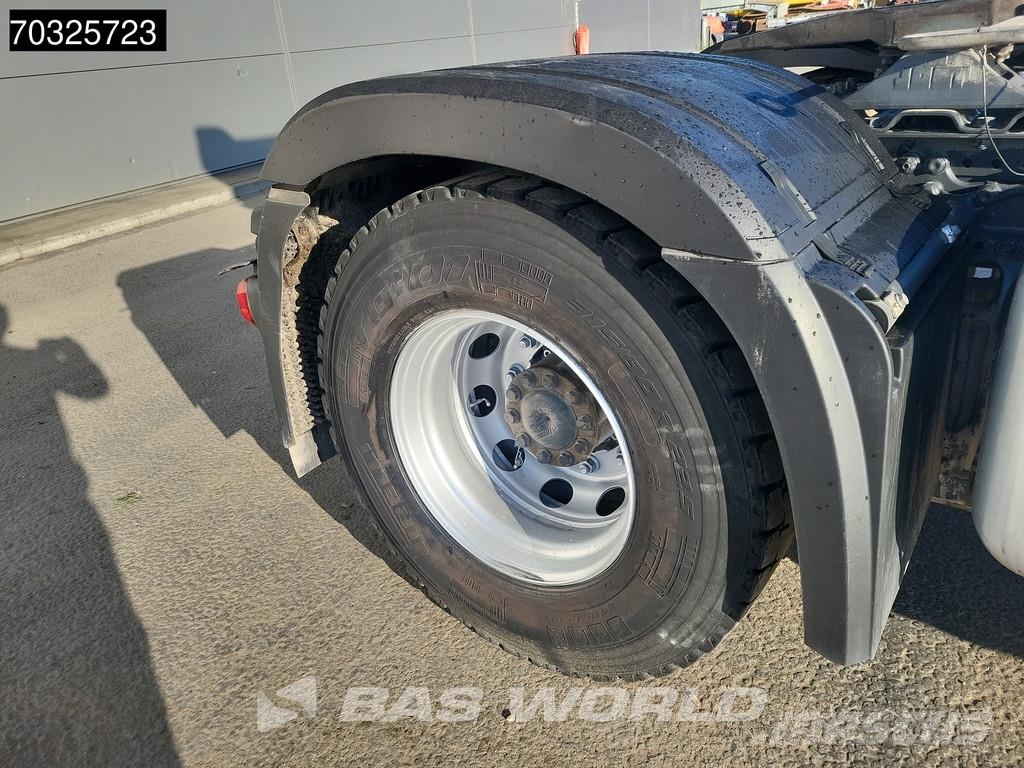 Mercedes-Benz Actros 1846 Actros 4X2 ClassicSpace Retarder Hydra 中古トラクターヘッド | トレーラーヘッド