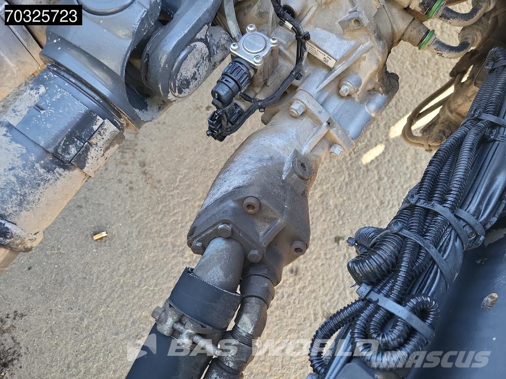 Mercedes-Benz Actros 1846 Actros 4X2 ClassicSpace Retarder Hydra 中古トラクターヘッド | トレーラーヘッド