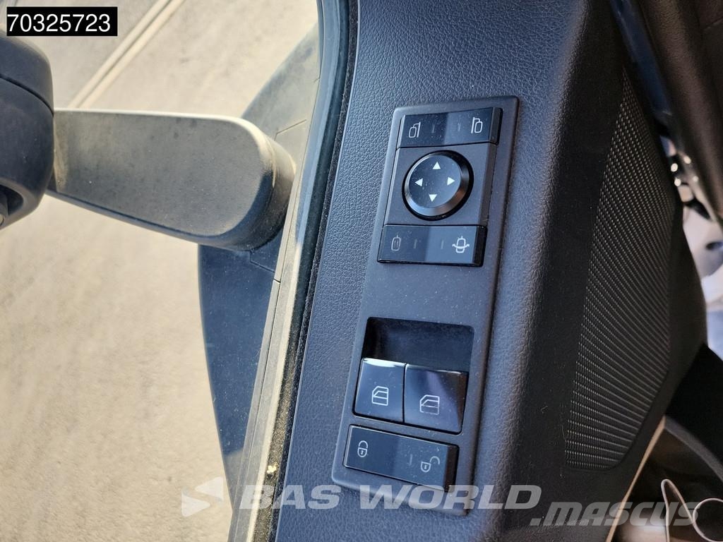Mercedes-Benz Actros 1846 Actros 4X2 ClassicSpace Retarder Hydra 中古トラクターヘッド | トレーラーヘッド