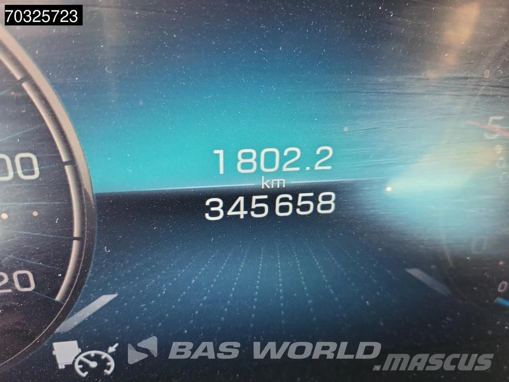 Mercedes-Benz Actros 1846 Actros 4X2 ClassicSpace Retarder Hydra 中古トラクターヘッド | トレーラーヘッド