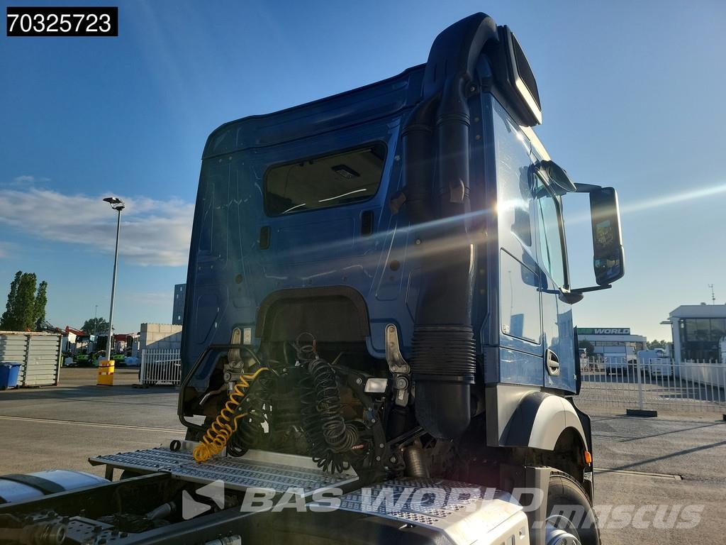 Mercedes-Benz Actros 1846 Actros 4X2 ClassicSpace Retarder Hydra 中古トラクターヘッド | トレーラーヘッド