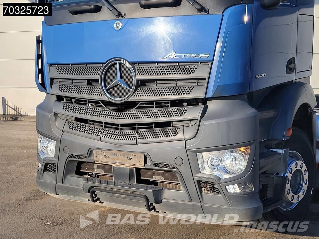 Mercedes-Benz Actros 1846 Actros 4X2 ClassicSpace Retarder Hydra 中古トラクターヘッド | トレーラーヘッド