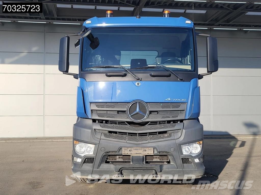 Mercedes-Benz Actros 1846 Actros 4X2 ClassicSpace Retarder Hydra 中古トラクターヘッド | トレーラーヘッド