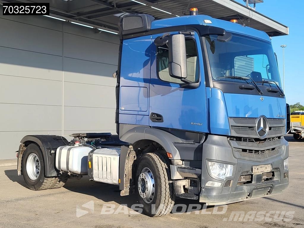Mercedes-Benz Actros 1846 Actros 4X2 ClassicSpace Retarder Hydra 中古トラクターヘッド | トレーラーヘッド