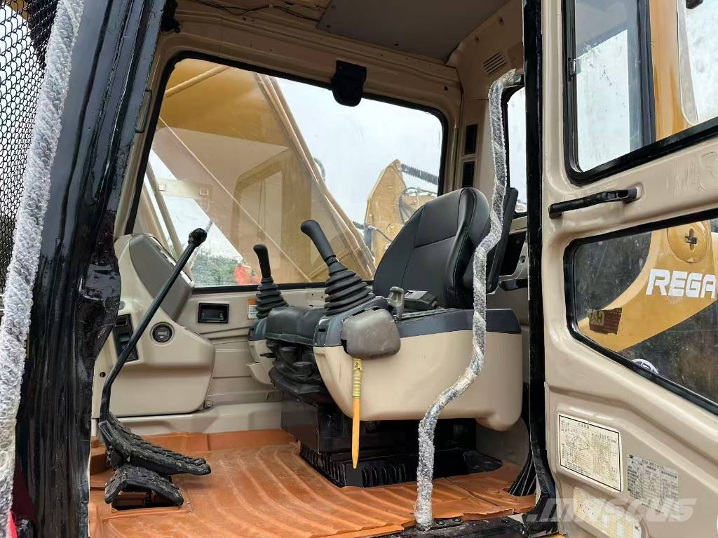 CAT 320BL Bagri goseničarji